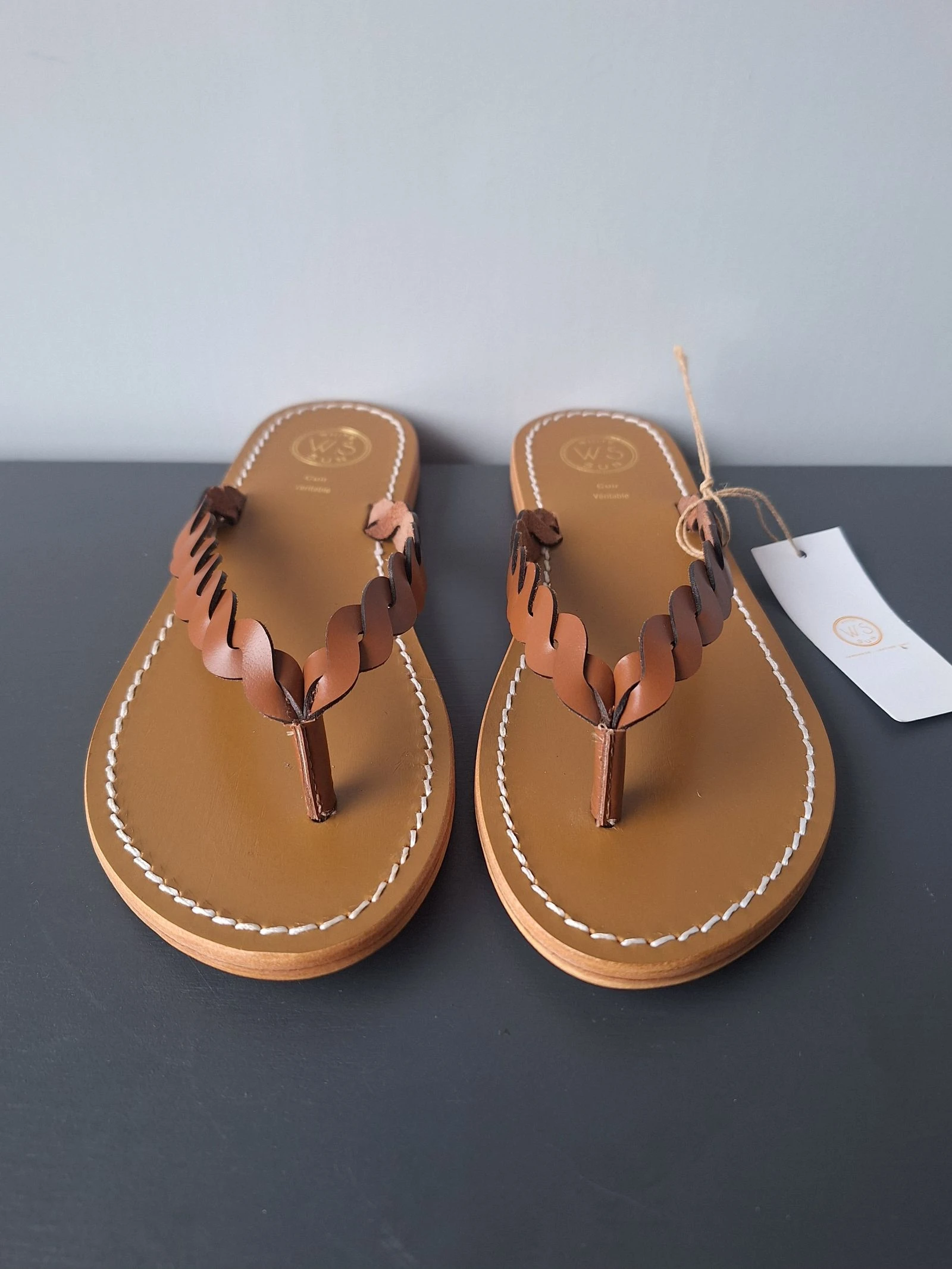 Novos chinelos de couro trançado marrom White Sun tamanho 38 – photo 2